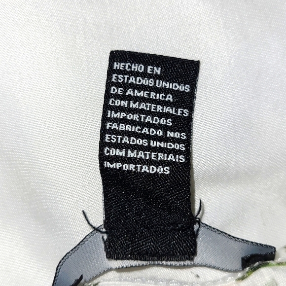 Forever 21 Longsleeve Double Front Tie Closure Floral Longsleeve Crop Top - Picture 4 of 5